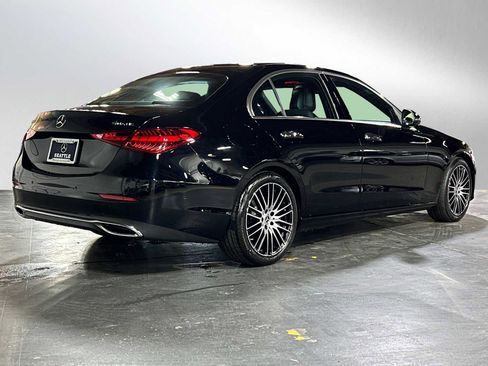 Used 2025 Mercedes-Benz C 300 4MATIC Sedan image 3