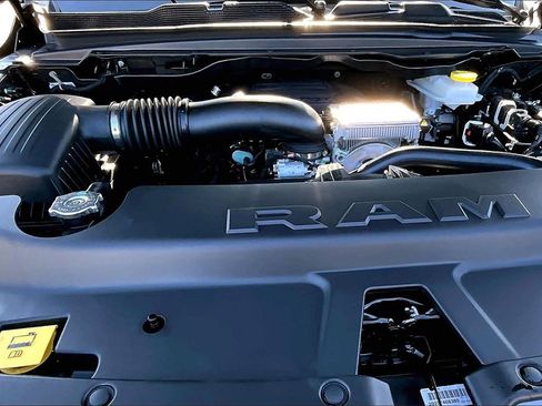 New 2026 RAM 1500 4x4 Crew Cab image 11
