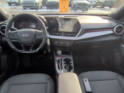 New 2026 Chevrolet Trax RS w/ Sunroof Package image 21