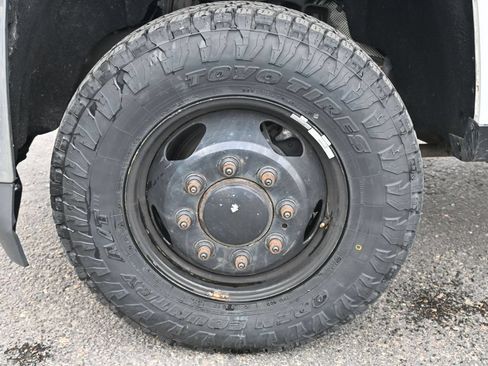 Used 2018 Chevrolet Silverado 3500 W/T w/ WT Convenience Package AWD/4WD image 14