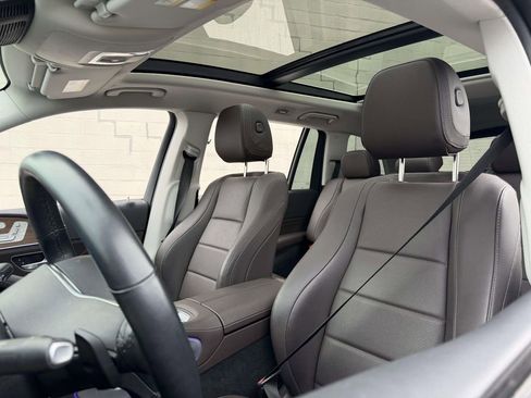 Used 2023 Mercedes-Benz GLS 450 4MATIC image 22