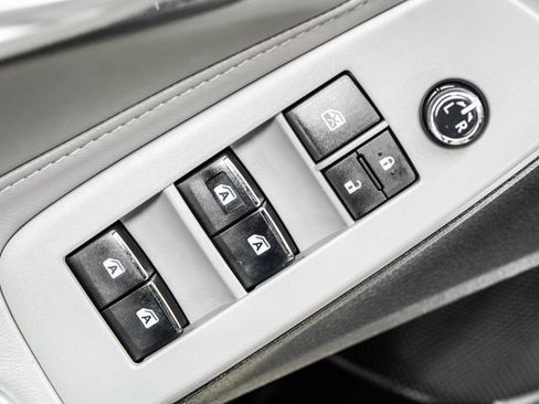 Used 2021 Toyota Avalon XLE w/ Moonroof Package image 45