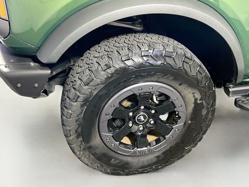 Used 2022 Ford Bronco Badlands AWD/4WD image 13