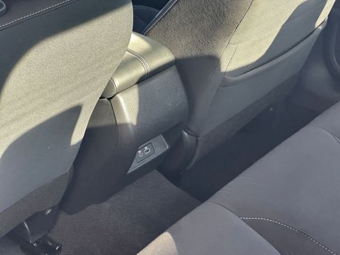 Used 2025 Nissan Altima 2.5 SV image 25