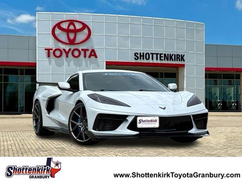 Used 2021 Chevrolet Corvette Stingray Convertible w/ 1LT image 1