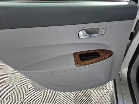 Used 2005 Buick LaCrosse CXS w/ Gold Convenience Package FWD image 24