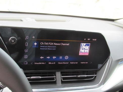 New 2025 Chevrolet Trax LT w/ Driver Confidence Package image 22