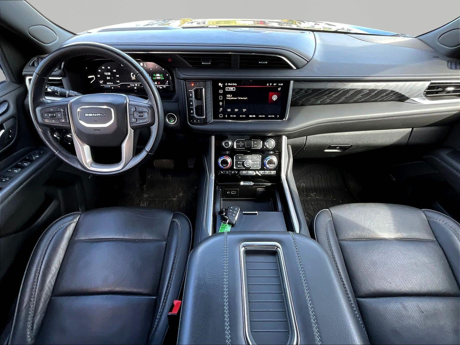 Used 2022 GMC Yukon XL Denali AWD/4WD image 7