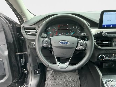 Used 2022 Ford Escape SEL AWD/4WD image 12
