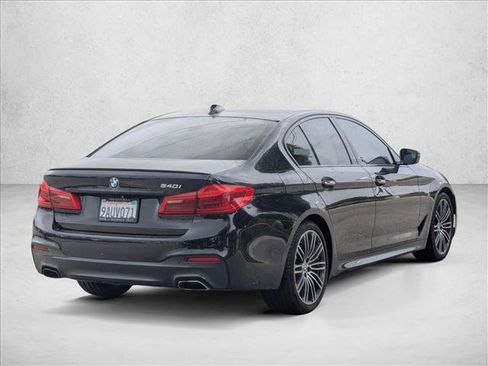 Used 2018 BMW 540i RWD image 5