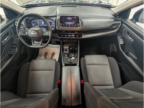 Used 2025 Nissan Rogue SV AWD/4WD image 10