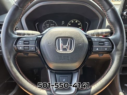 Used 2025 Honda Pilot TrailSport image 32