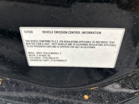 Used 2023 Tesla Model Y Long Range AWD/4WD image 9