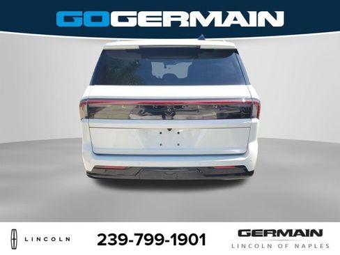 New 2026 Lincoln Navigator L Black Label AWD/4WD image 9