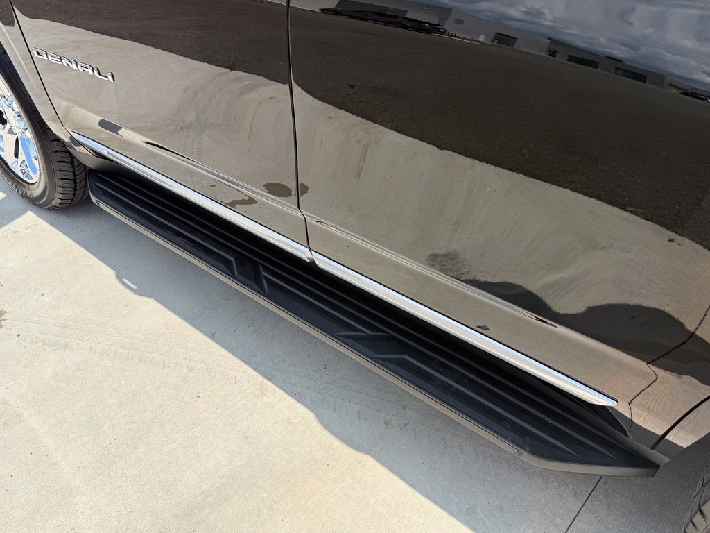 Used 2021 GMC Yukon Denali AWD/4WD image 41