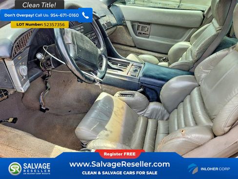 Used 1991 Chevrolet Corvette Coupe RWD image 9