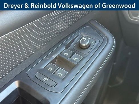 New 2025 Volkswagen Atlas Cross Sport SE image 22