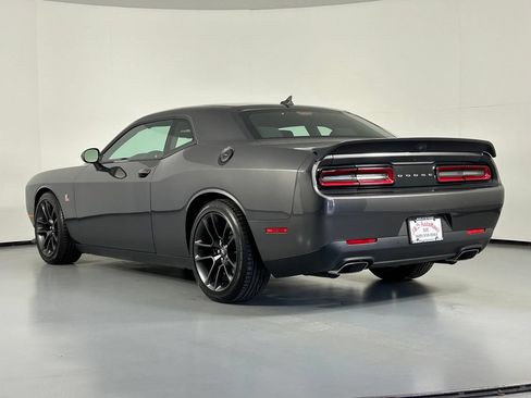 Used 2021 Dodge Challenger R/T Scat Pack RWD image 5