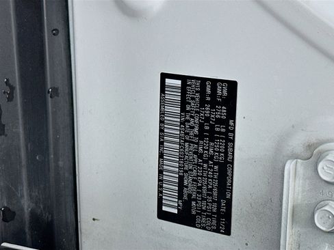 Used 2025 Subaru Outback Premium AWD/4WD image 12