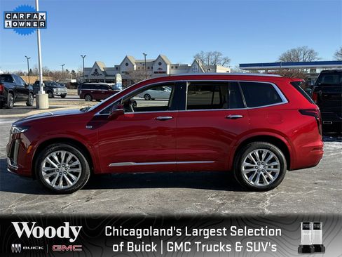 Used 2024 Cadillac XT6 Premium Luxury w/ LPO, Floor Liner Package image 5