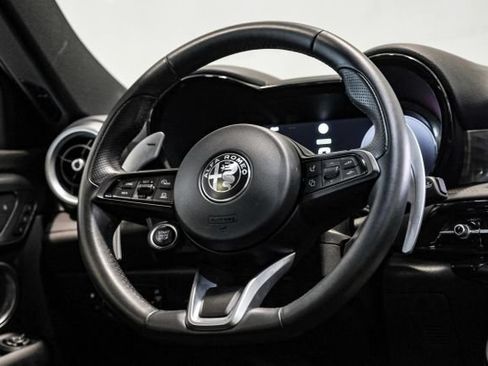 Used 2024 Alfa Romeo Tonale Veloce AWD/4WD image 21