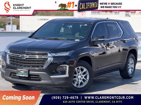 Used 2023 Chevrolet Traverse LS w/ Safety Package FWD image 1