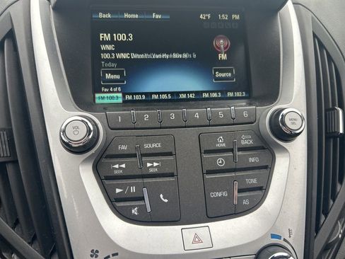 Used 2016 Chevrolet Equinox LT w/ Convenience Package image 6