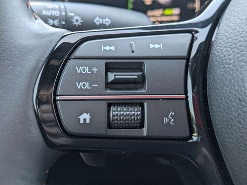Used 2024 Honda CR-V Sport Touring image 19
