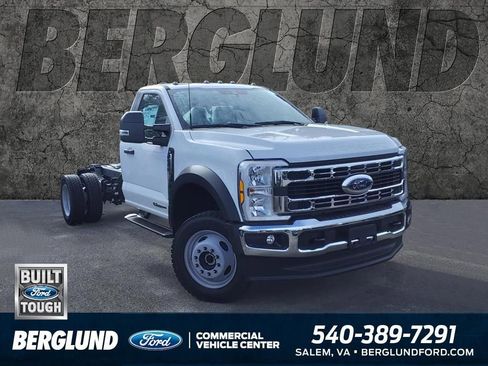New 2024 Ford F550 4x4 Regular Cab Super Duty image 1