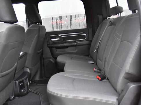 Used 2024 RAM 2500 Big Horn w/ Night Edition image 38