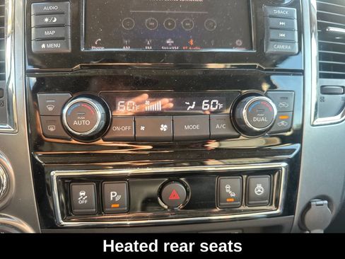 Used 2019 Nissan Titan Platinum Reserve AWD/4WD image 19