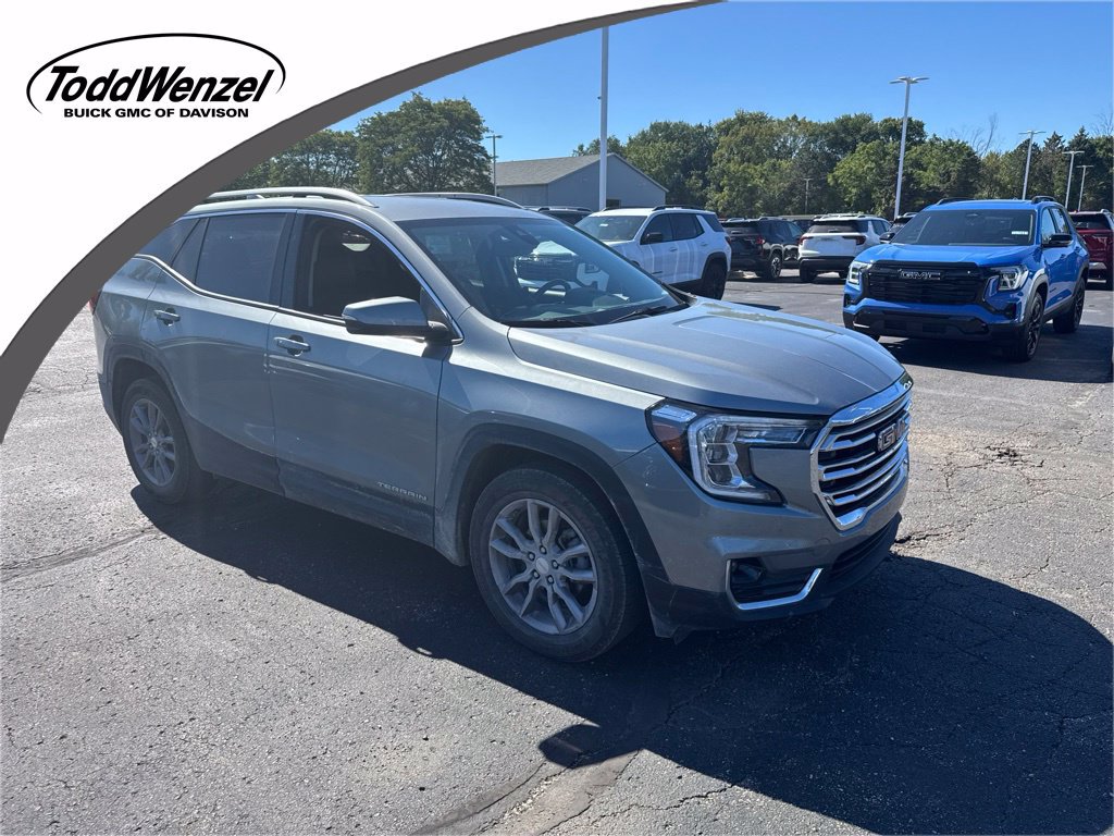 Used 2023 GMC Terrain SLT w/ LPO, Floor Liner Package AWD/4WD image 1