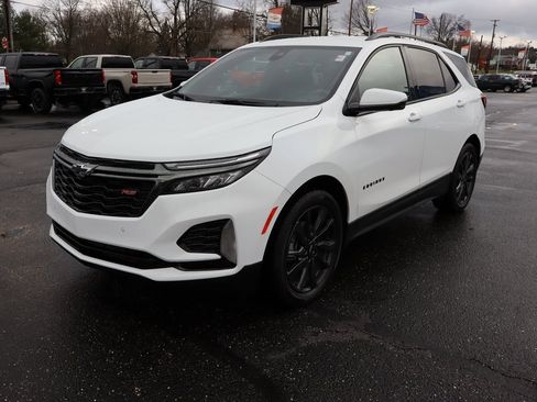 Used 2023 Chevrolet Equinox RS image 28