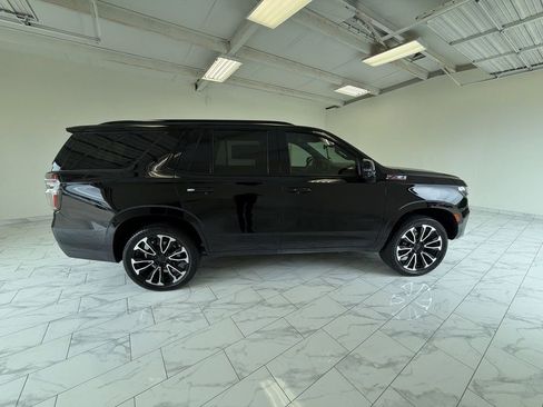 Used 2021 Chevrolet Tahoe Z71 w/ Z71 Signature Package AWD/4WD image 9