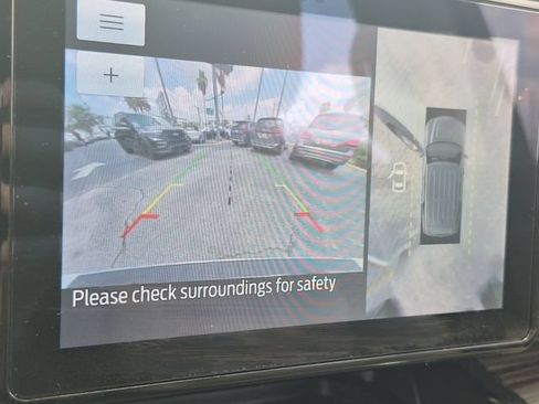 Used 2020 Ford Explorer Limited w/ Hybrid Equipment Group 310A RWD image 17