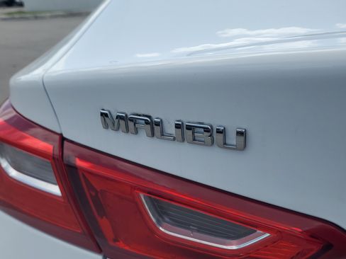 Used 2025 Chevrolet Malibu LS image 10
