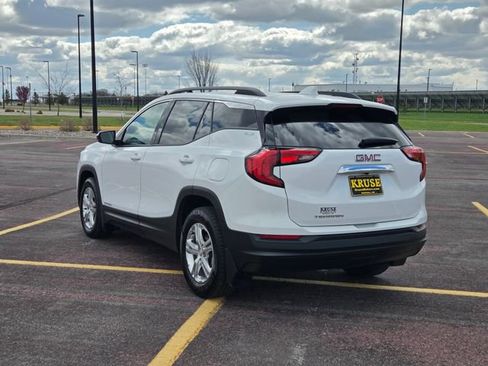 Used 2020 GMC Terrain SLE w/ Driver Convenience Package FWD image 6
