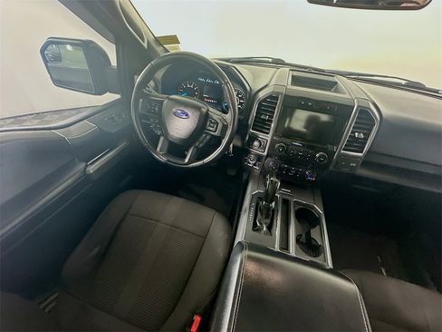 Used 2016 Ford F150 XLT w/ Equipment Group 302A Luxury image 9