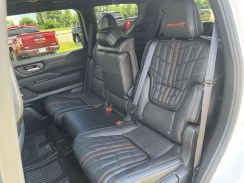 Certified 2025 Nissan Armada PRO-4X AWD/4WD image 29