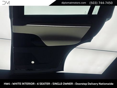 Used 2024 Tesla Model X AWD/4WD image 30