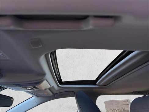 New 2025 Toyota RAV4 XLE image 19