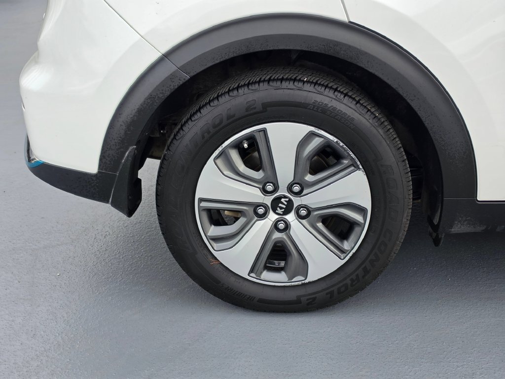 Used 2019 Kia Niro EX Premium FWD image 8