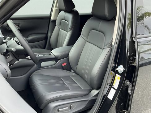 New 2026 Honda HR-V EX-L image 23