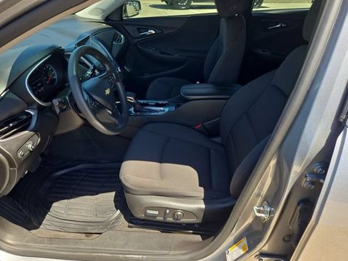 Used 2024 Chevrolet Malibu LT FWD image 18
