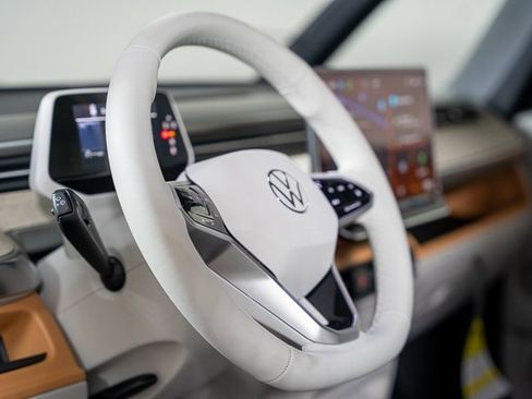 New 2025 Volkswagen ID. Buzz 1st Edition image 5