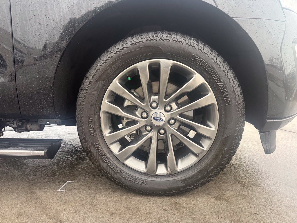 Used 2019 Ford Expedition Max Limited AWD/4WD image 31