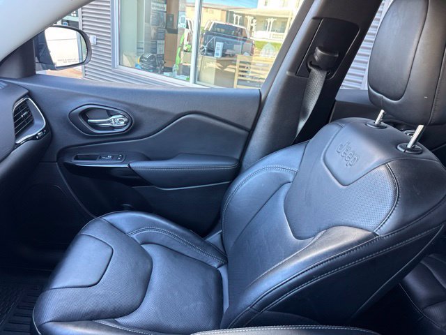 Used 2023 Jeep Cherokee Altitude Lux AWD/4WD image 27