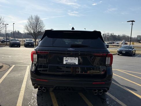 New 2026 Ford Explorer ST image 5