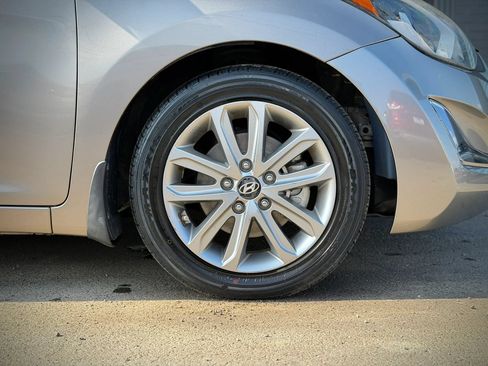 Used 2014 Hyundai Elantra SE w/ Option Group 02 FWD image 27