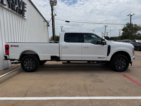 Used 2023 Ford F350 Lariat w/ Lariat Ultimate Package AWD/4WD image 8